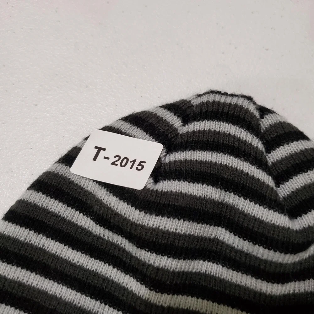 Hurley Boys Hat One Size Black White Striped Beanie Logo Embroidered Cuff Youth‎